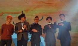 两小无猜网剧在线观看,青春校园的纯真爱情故事