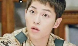 娱乐圈爆料小黑是谁啊图片,揭秘神秘爆料者身份之谜