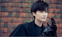 扒姨太爆料李宇春的视频,扒姨太揭秘背后真相